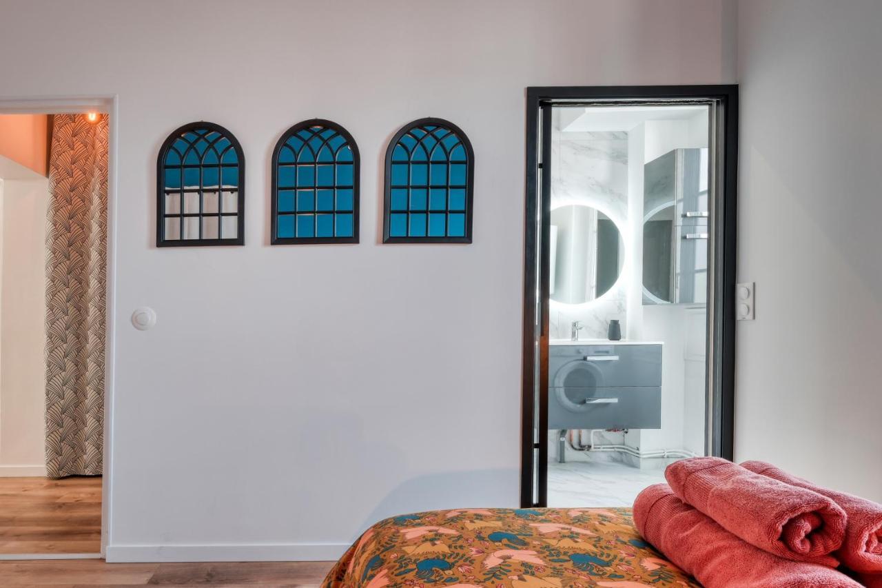 Superbe 2 Pieces Avec Jacuzzi Privatif Face Gare Proche Cathedrale Apartment Chartres Bagian luar foto